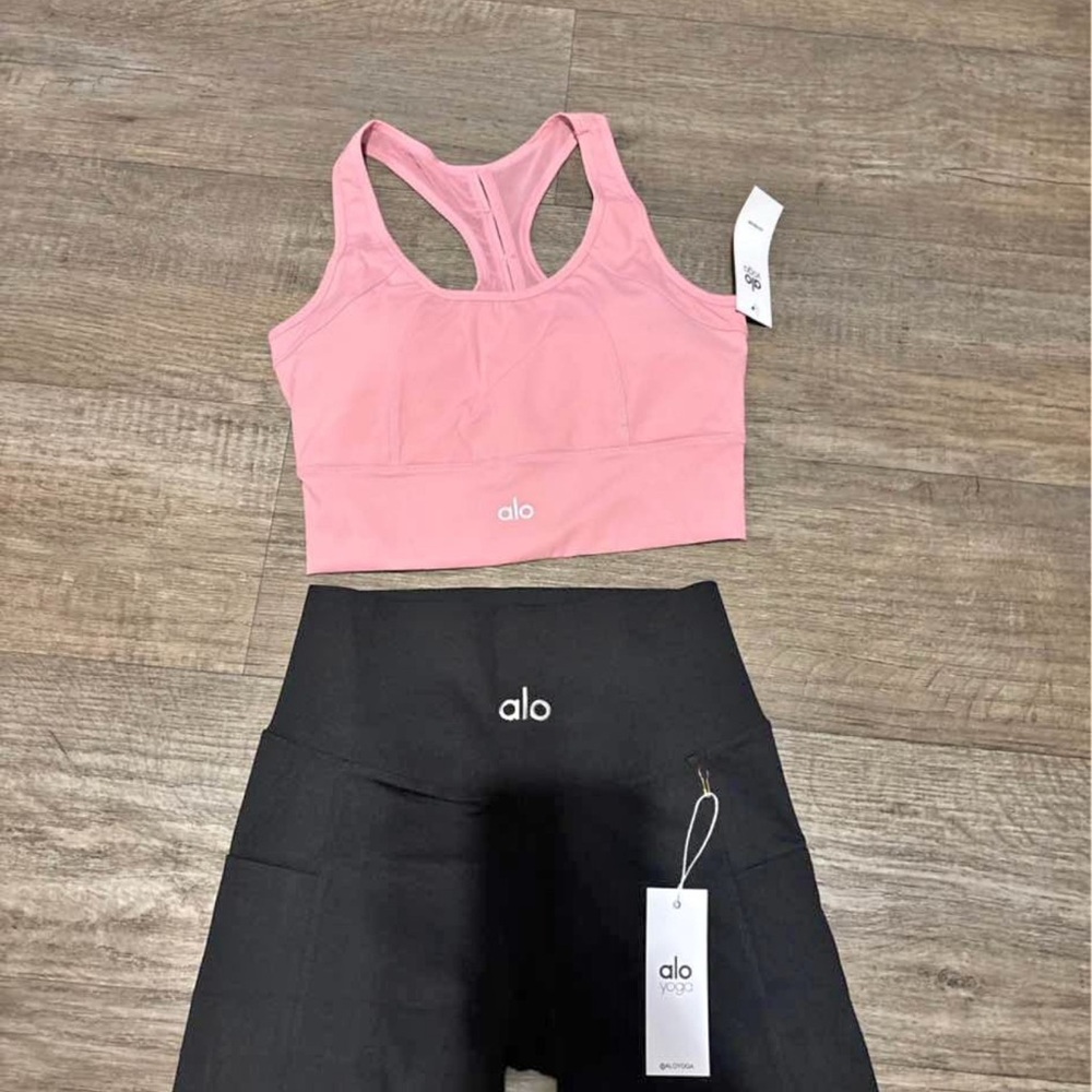 ALO Yoga Pink Sports Bra and Black Leggings Set